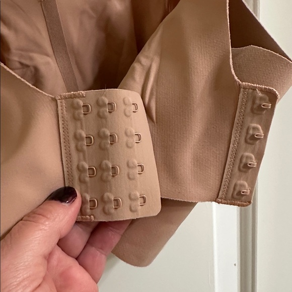 Evelyn & Bobbie Beyond Bra Wireless XL Himalayan Salt - Picture 12 of 14